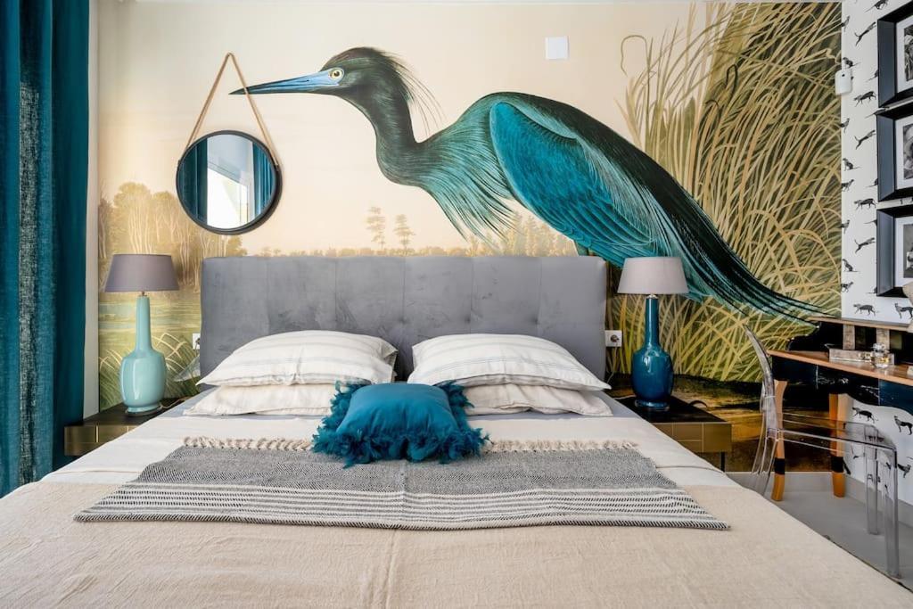 Luxurious 4br Designer Retreat In Holiday home Marbella